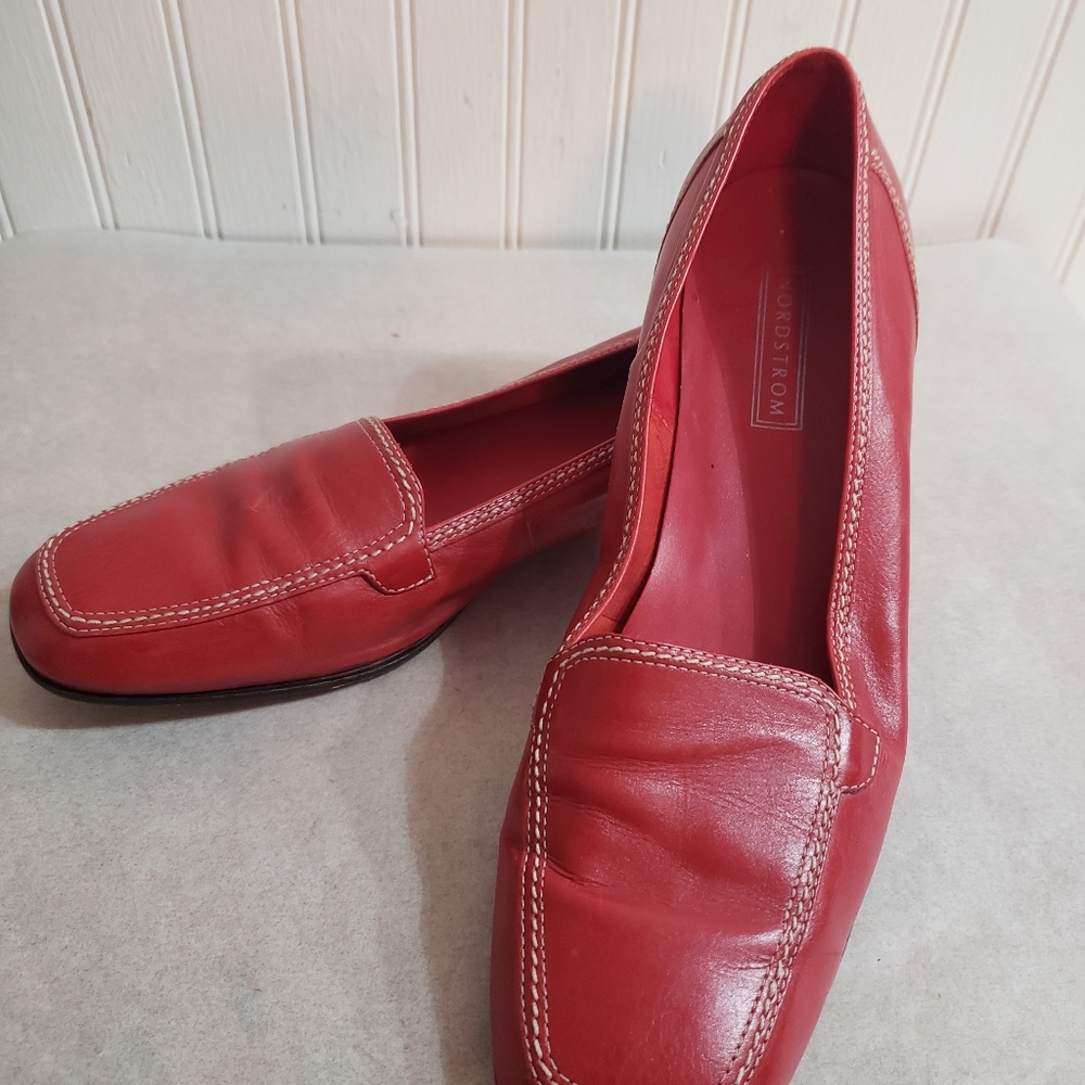 9 1/2  N Nordstrom Red Leather Loafer
